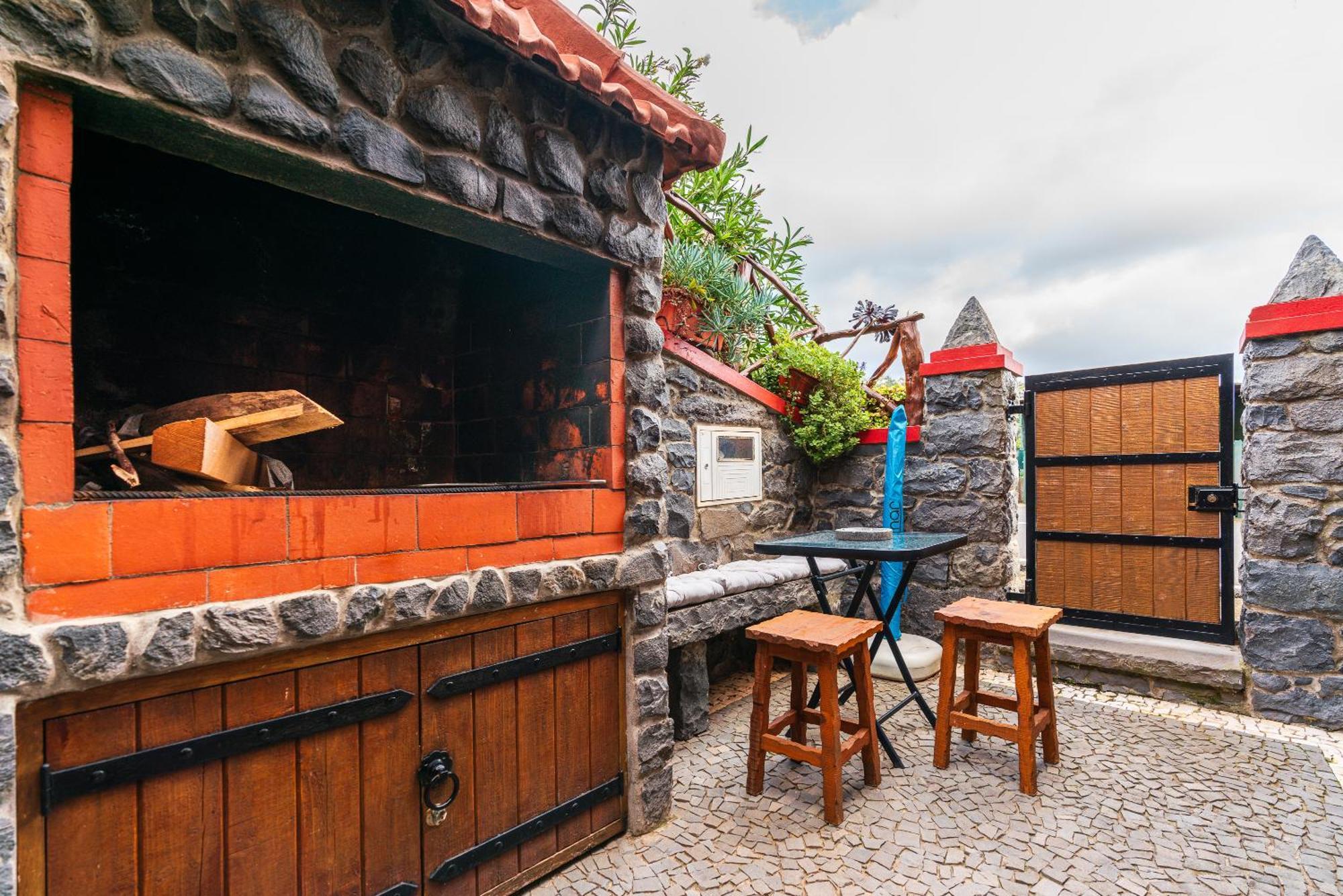 King'S House - Centennial House Ribeira do Raposo Esterno foto